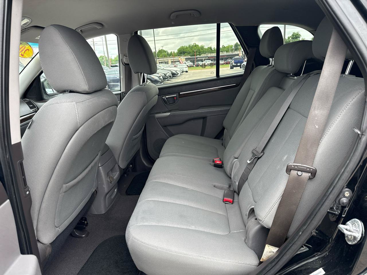 Used 2010 Hyundai Santa Fe GLS FWD image 13