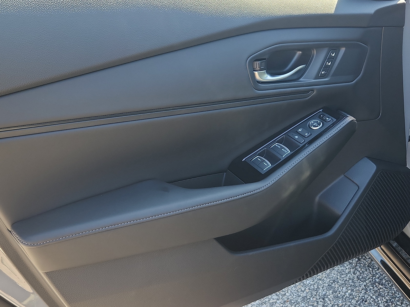 New 2026 Honda Accord Touring image 8