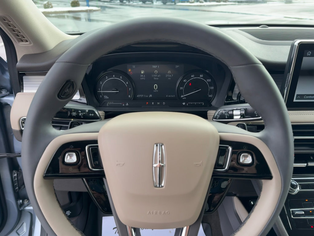 Certified 2022 Lincoln Corsair 4WD w/ Equipment Group 101A image 30