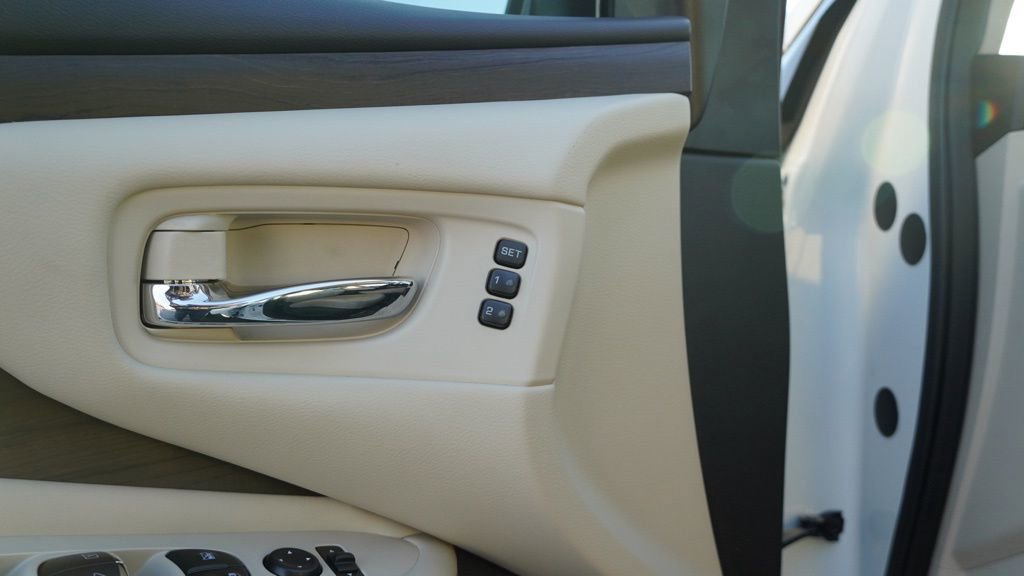 Used 2024 Nissan Murano Platinum w/ Cargo Package image 15