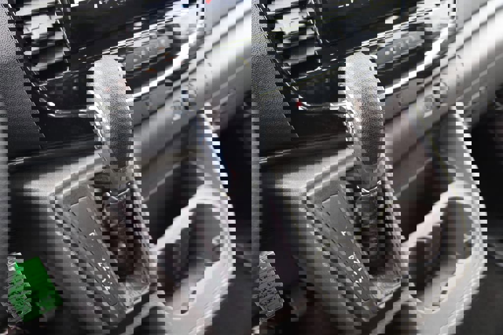 Used 2023 Ford Transit 350 XLT image 21