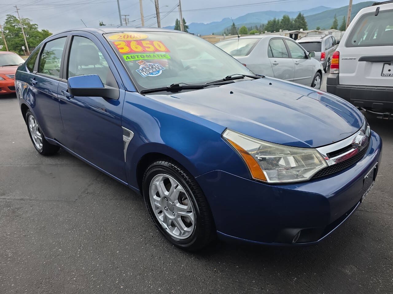 Used 2008 Ford Focus SES FWD image 1