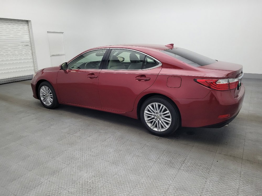Used 2015 Lexus ES 350 w/ Luxury Package FWD image 3
