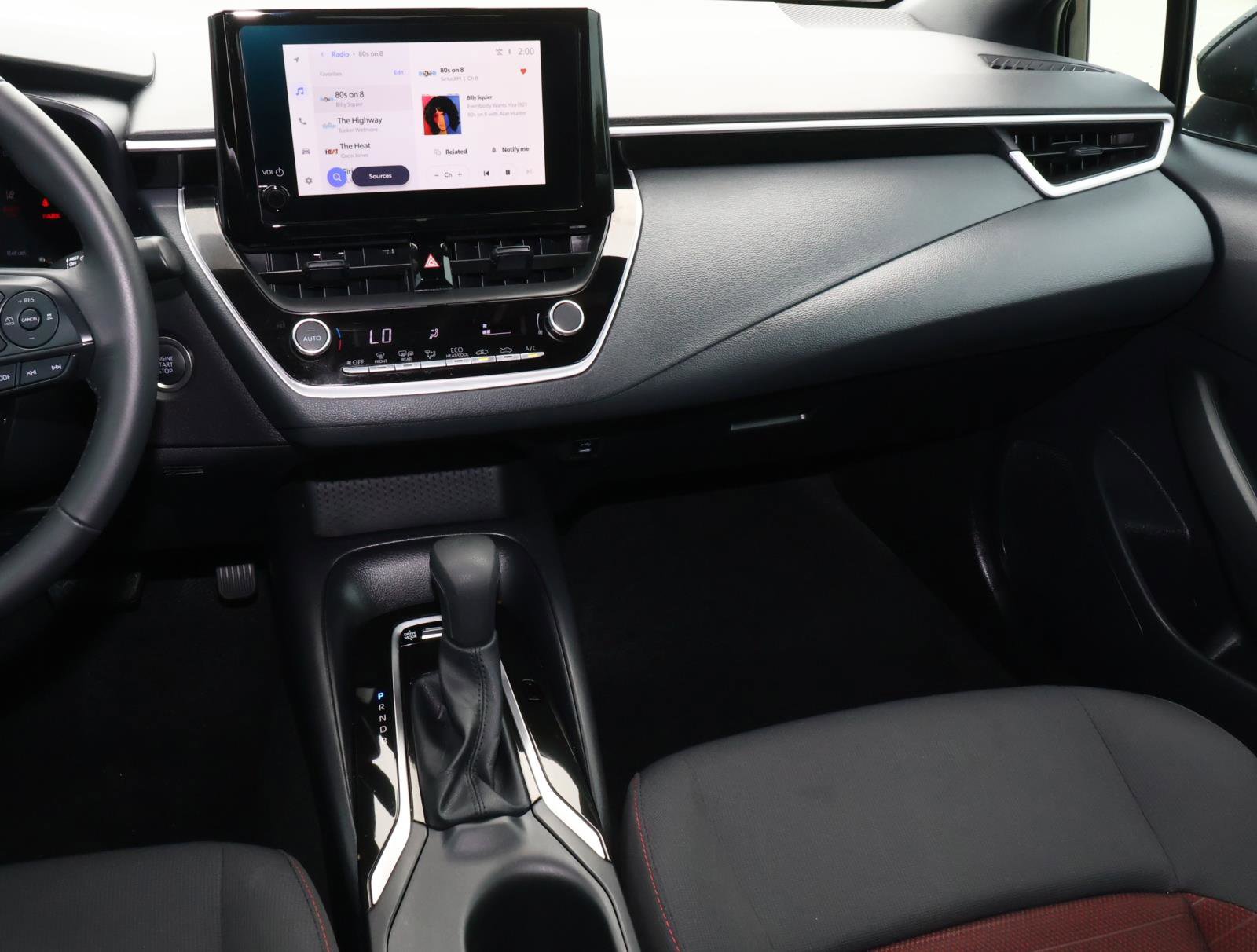 Used 2026 Toyota Corolla SE image 11