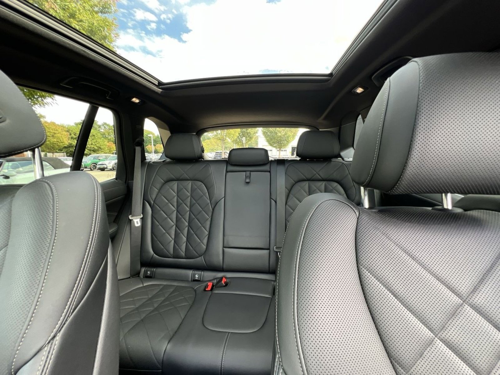 Used 2023 BMW X5 xDrive40i w/ Parking Assistance Package image 5