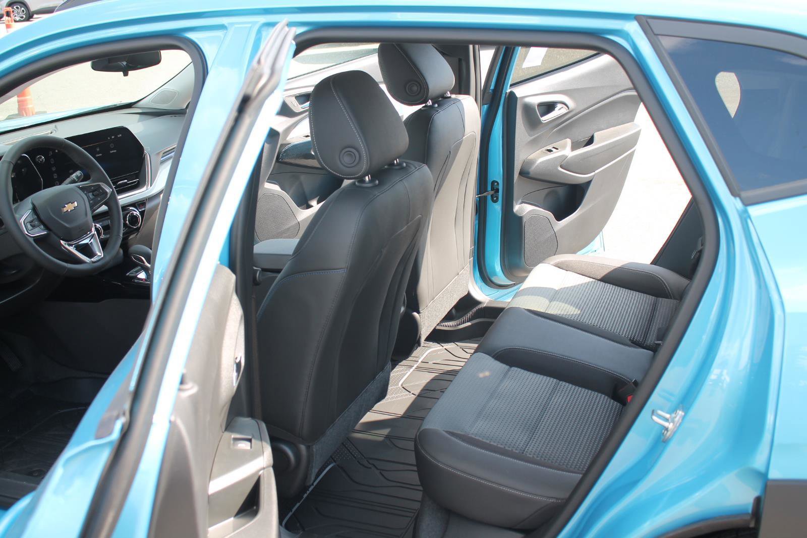 New 2026 Chevrolet Trax LT w/ Driver Confidence Package image 33