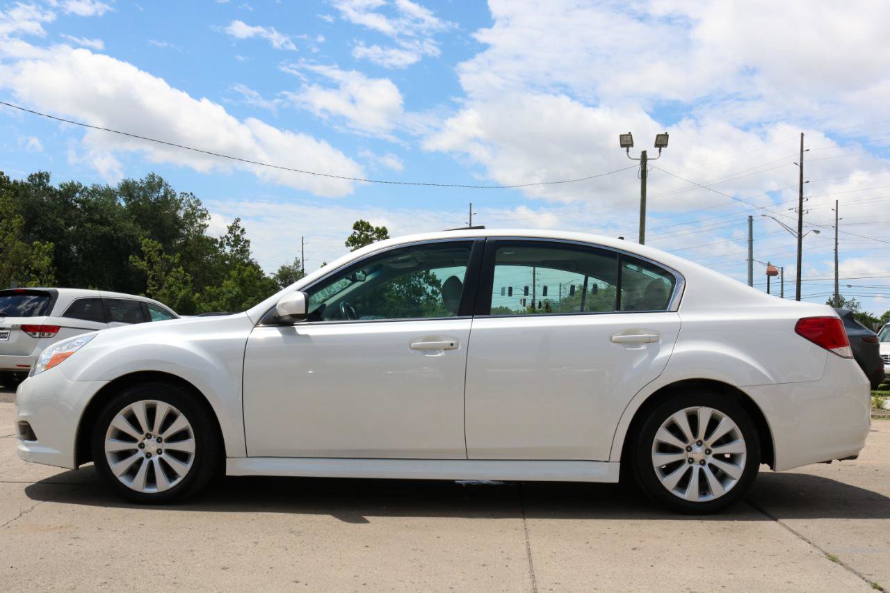 Used 2011 Subaru Legacy 2.5i Limited AWD/4WD image 15