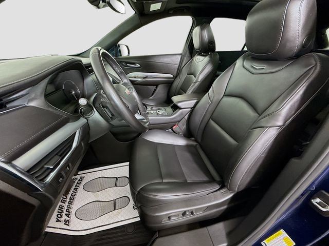 Used 2022 Cadillac XT4 Premium Luxury w/ Safety Alert Package image 20
