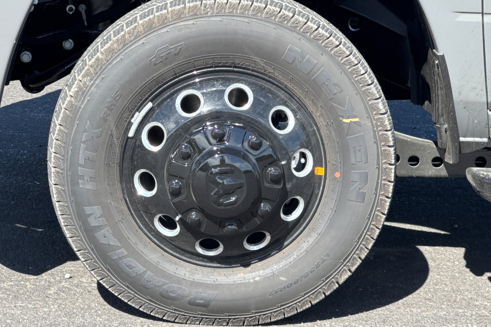 New 2027 RAM 3500 Laramie w/ Night Edition AWD/4WD image 24