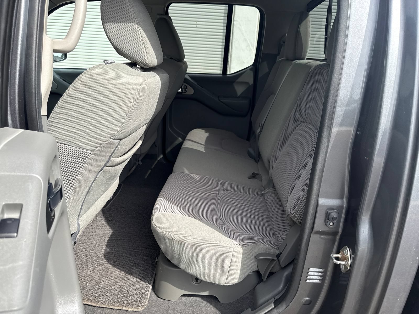 Used 2020 Nissan Frontier SV AWD/4WD image 25