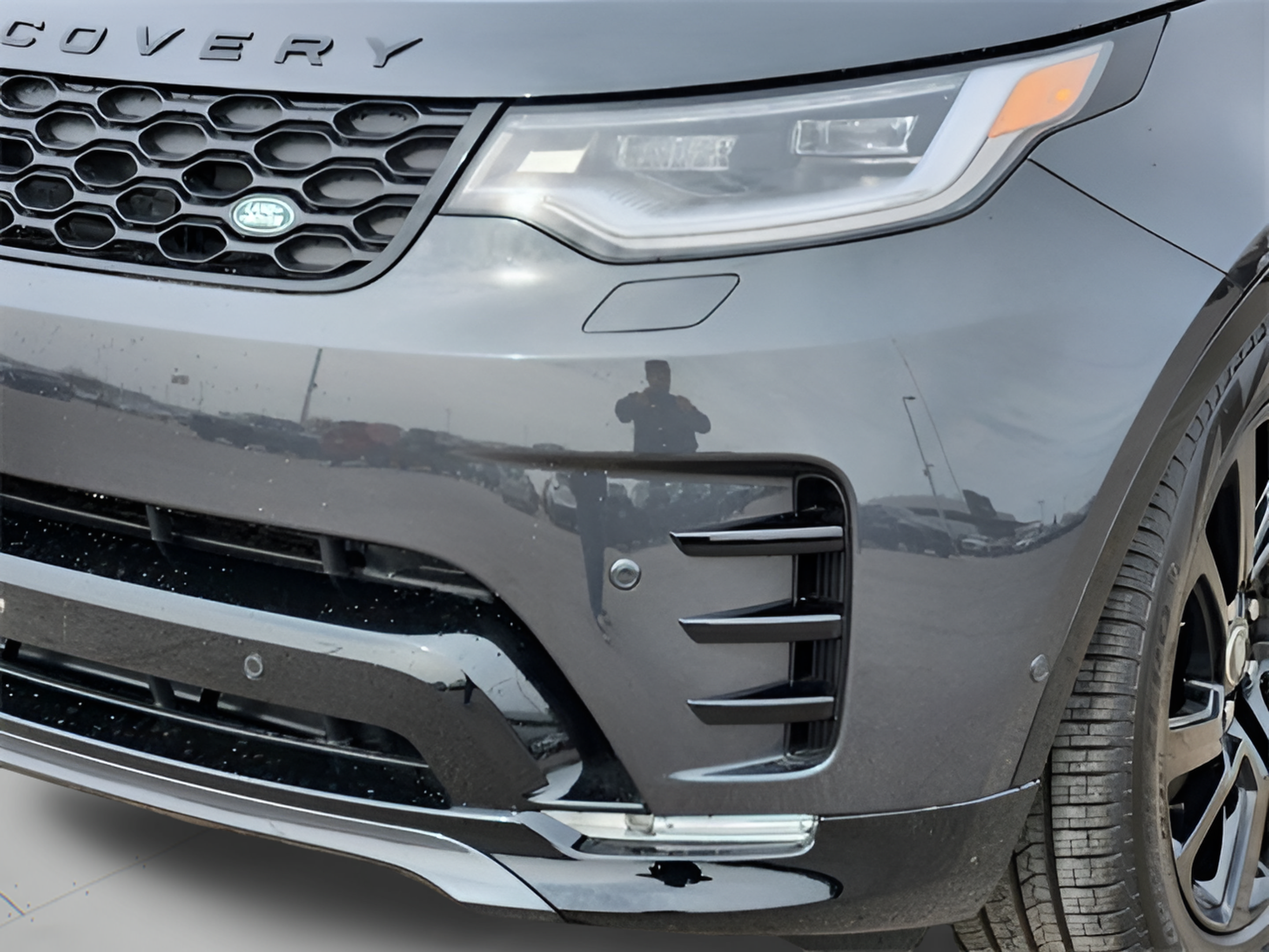 New 2025 Land Rover Discovery Dynamic SE AWD/4WD image 31