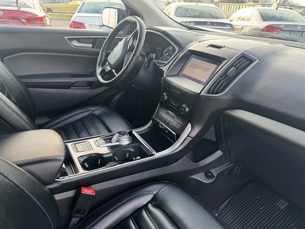 Used 2019 Ford Edge SEL w/ Equipment Group 201A AWD/4WD image 13