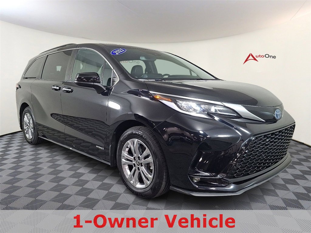 Used 2021 Toyota Sienna XSE w/ XSE Plus Package
