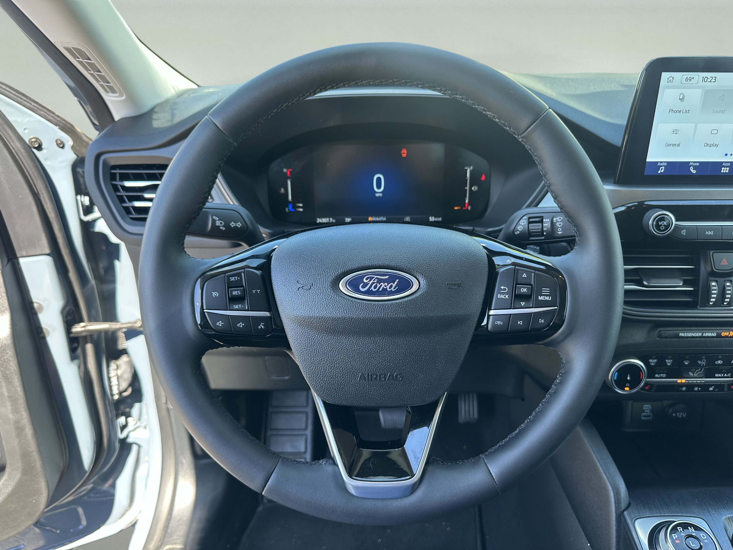 Used 2023 Ford Escape Active AWD/4WD image 12