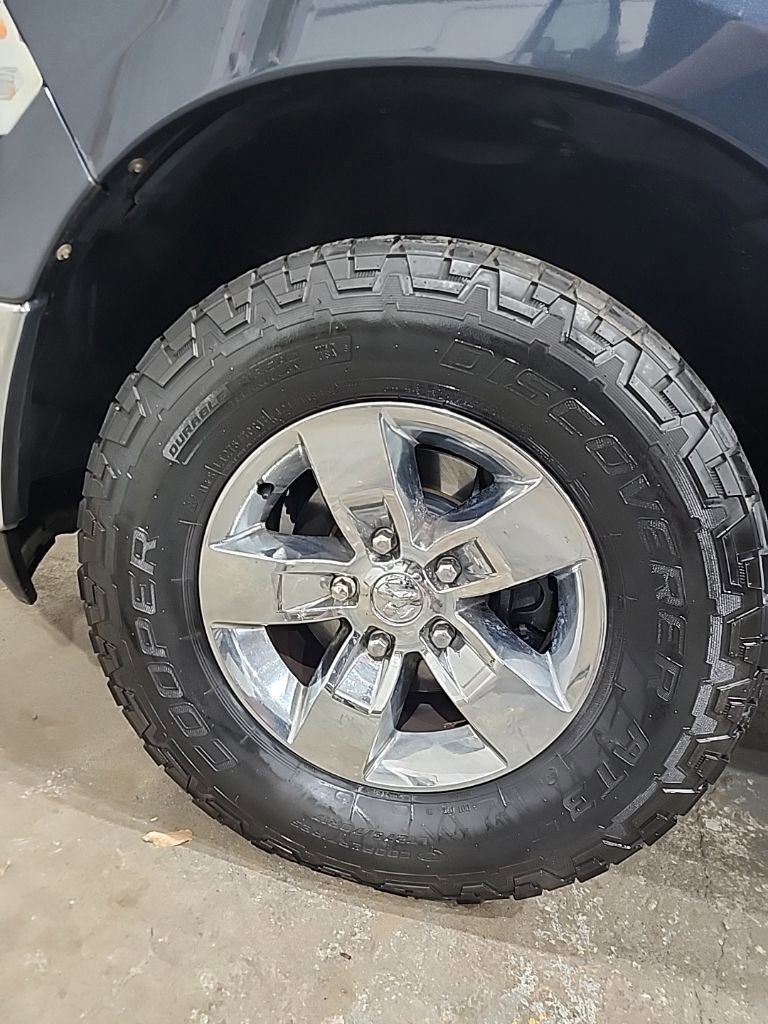 Used 2014 RAM 1500 Classic SLT AWD/4WD image 34
