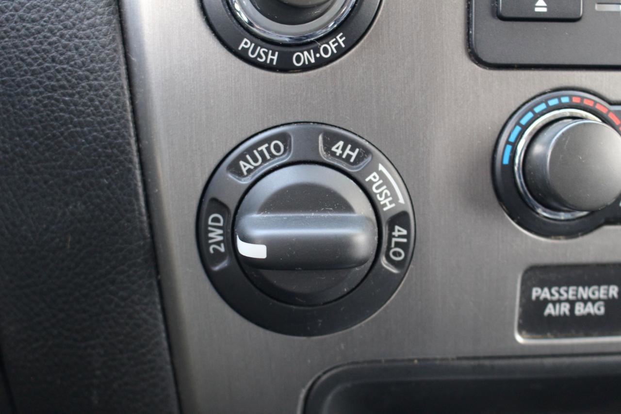 Used 2013 Nissan Armada Platinum image 25
