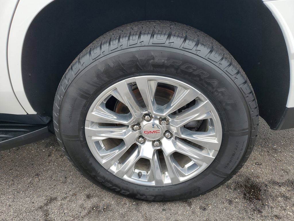 Certified 2023 GMC Yukon Denali w/ Advanced Technology Package image 36