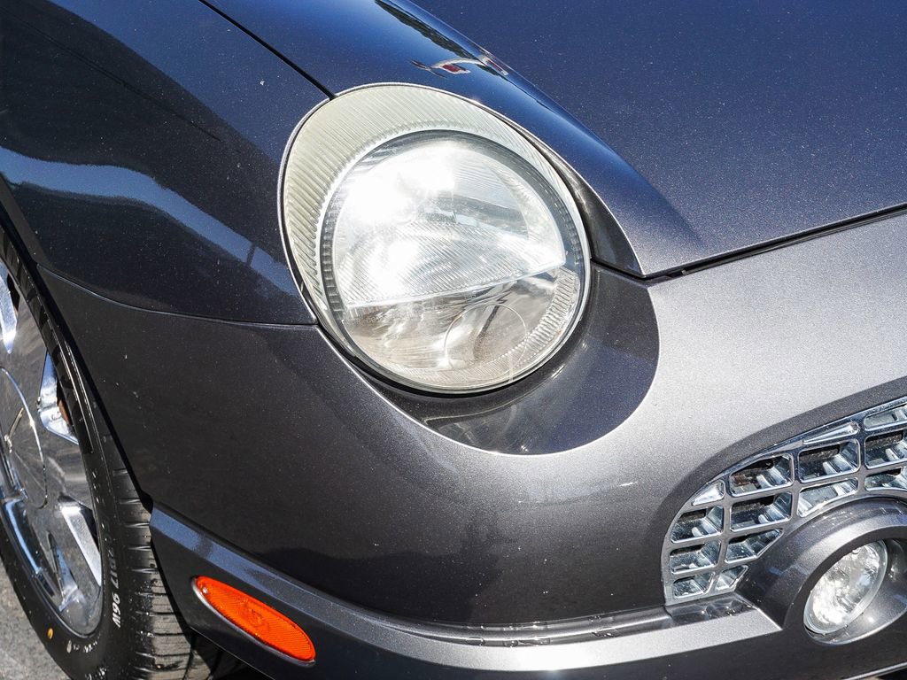 Used 2003 Ford Thunderbird image 11