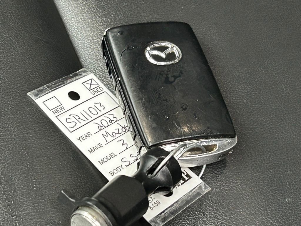 Used 2023 MAZDA MAZDA3 s image 43