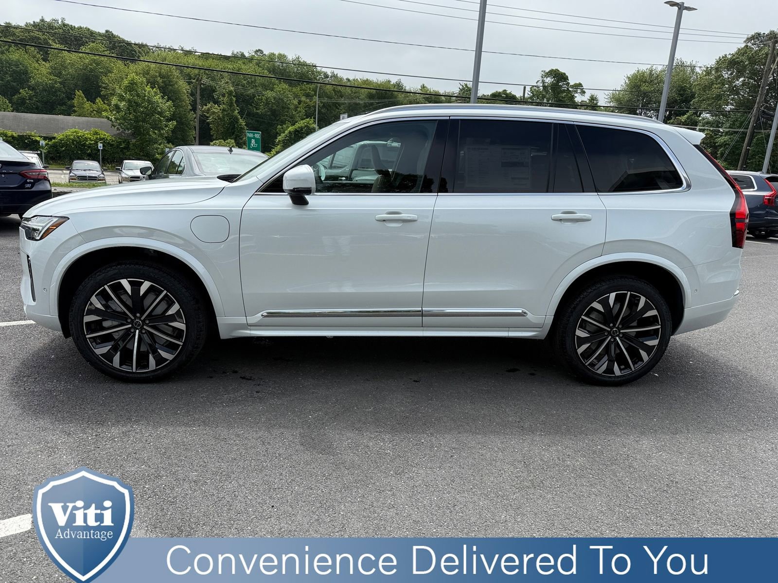 New 2026 Volvo XC90 T8 Plus image 5