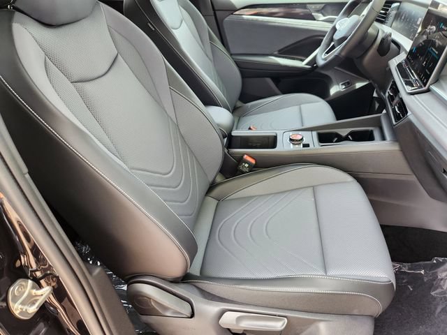 New 2026 Volkswagen Tiguan SE R-Line AWD/4WD image 13