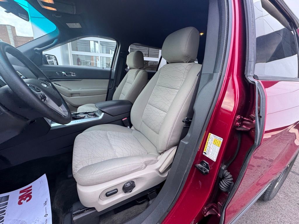Used 2014 Ford Explorer 4WD image 12