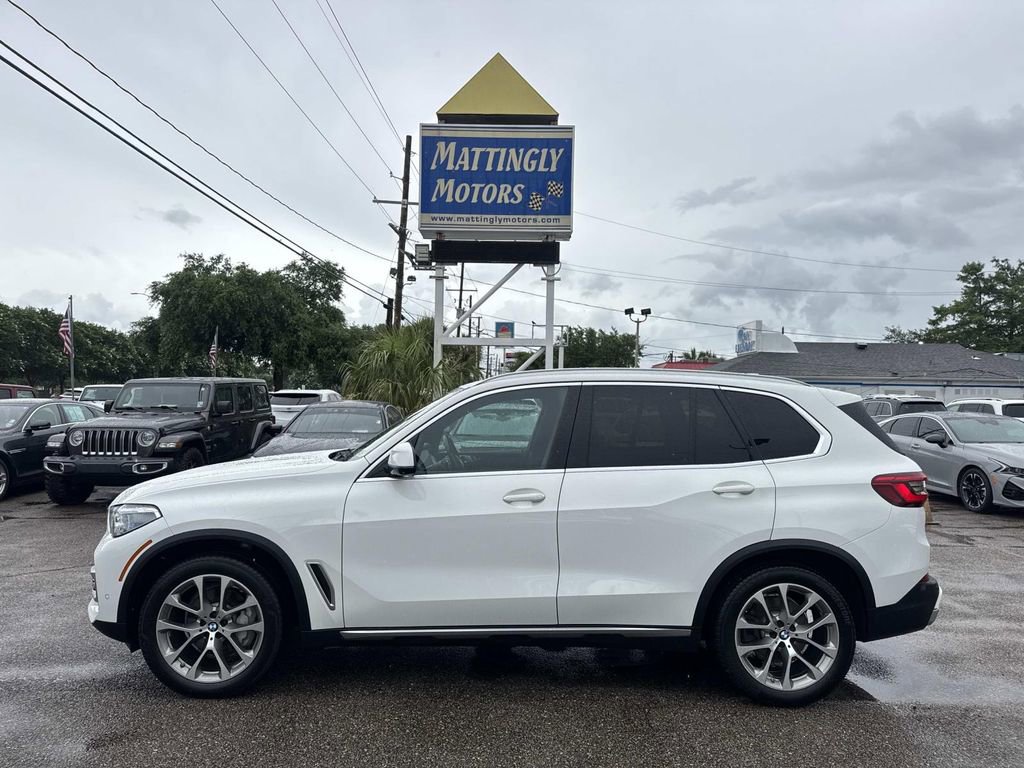 Used 2019 BMW X5 xDrive40i w/ Executive Package AWD/4WD image 4