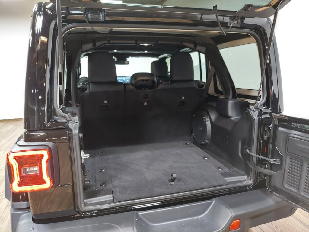 Used 2024 Jeep Wrangler Unlimited Rubicon image 43