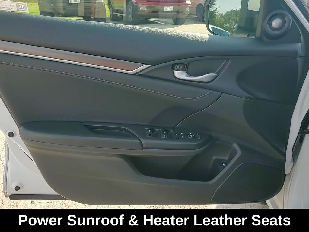 Used 2019 Honda Civic Touring image 12