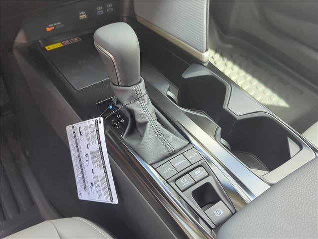 Used 2026 Toyota Camry SE w/ Multimedia Upgrade Package FWD image 21