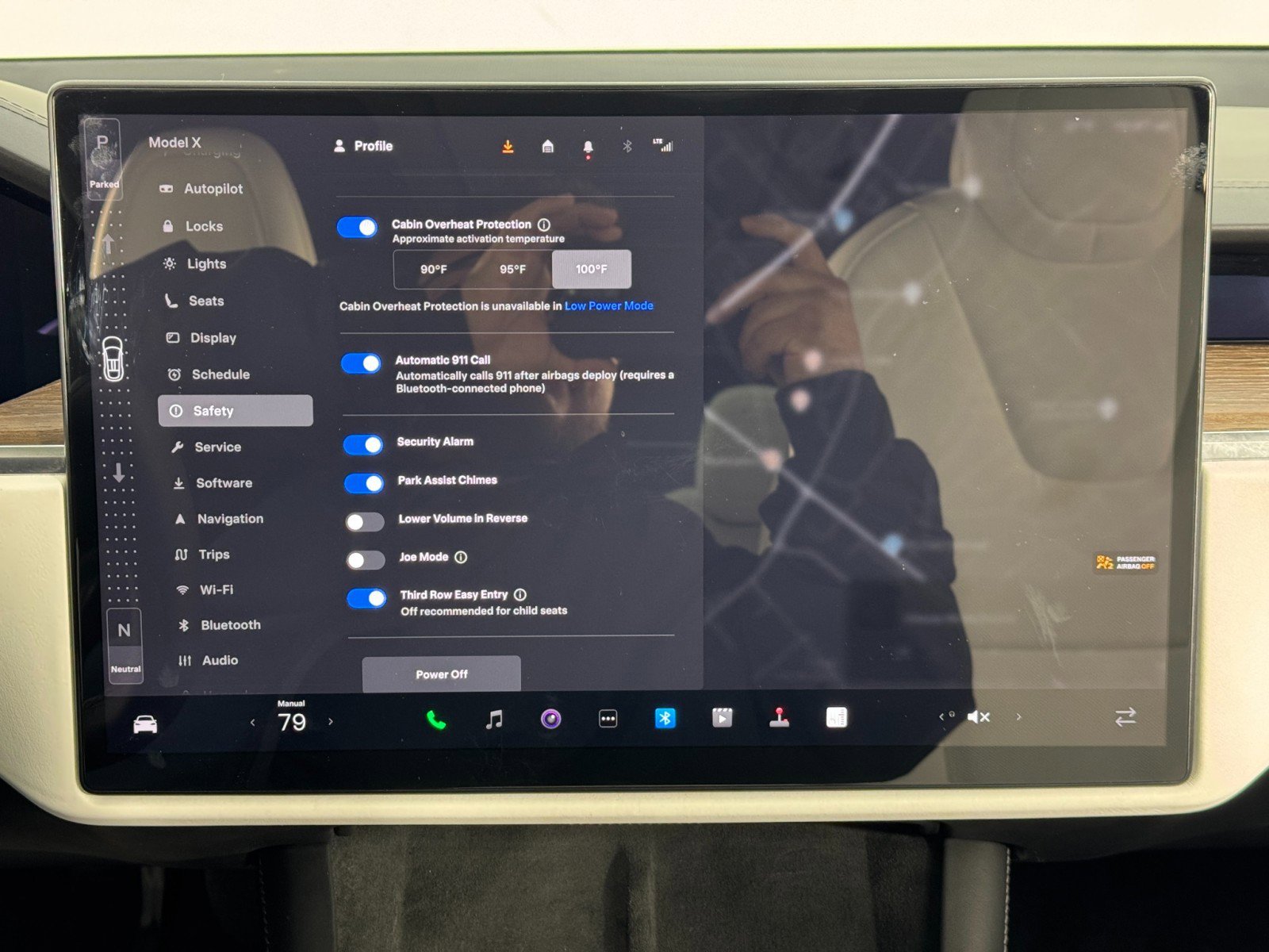 Used 2022 Tesla Model X image 29