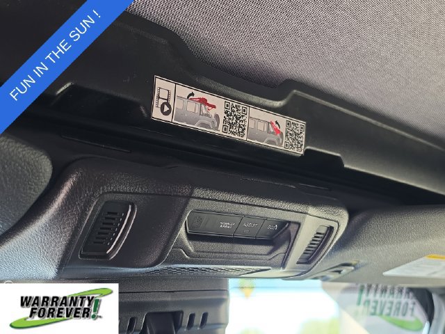 Used 2025 Jeep Wrangler Sport AWD/4WD image 24
