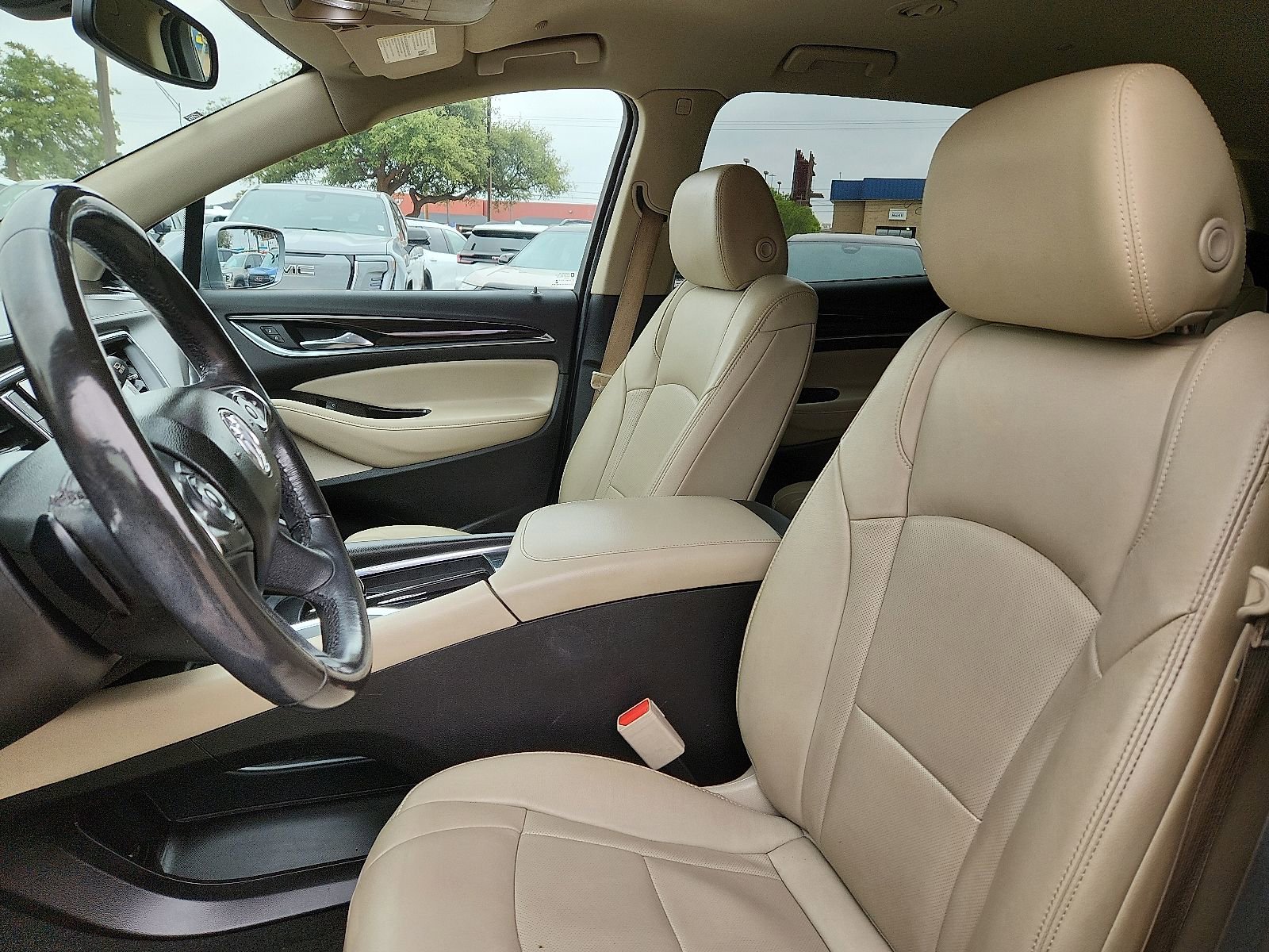 Used 2019 Buick Enclave Essence AWD/4WD image 12