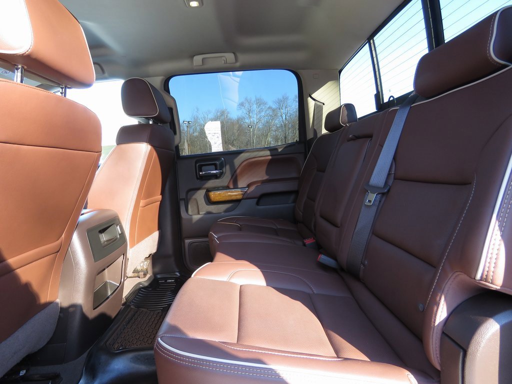 Used 2019 Chevrolet Silverado 2500 High Country w/ Duramax Plus Package image 20