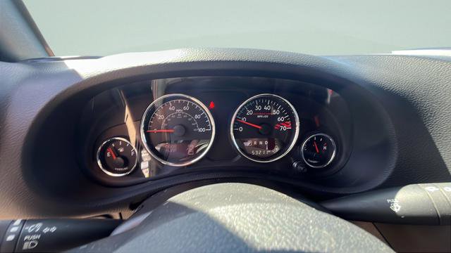 Used 2017 Jeep Wrangler Unlimited Rubicon image 12