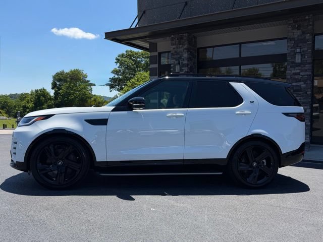 Used 2025 Land Rover Discovery Dynamic SE AWD/4WD image 7