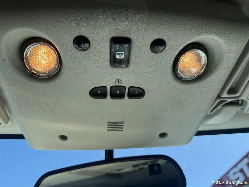 Used 2003 HUMMER H2 w/ Preferred Equipment Group AWD/4WD image 13