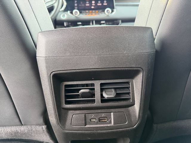 Used 2024 GMC Canyon Elevation w/ Elevation Premium Package AWD/4WD image 19