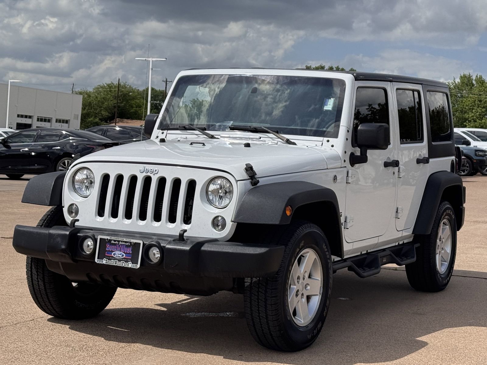 Used 2018 Jeep Wrangler Unlimited Sport S AWD/4WD image 8