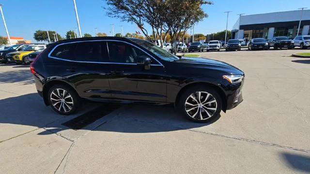 Used 2022 Volvo XC60 B5 Momentum w/ Climate Package AWD/4WD image 32