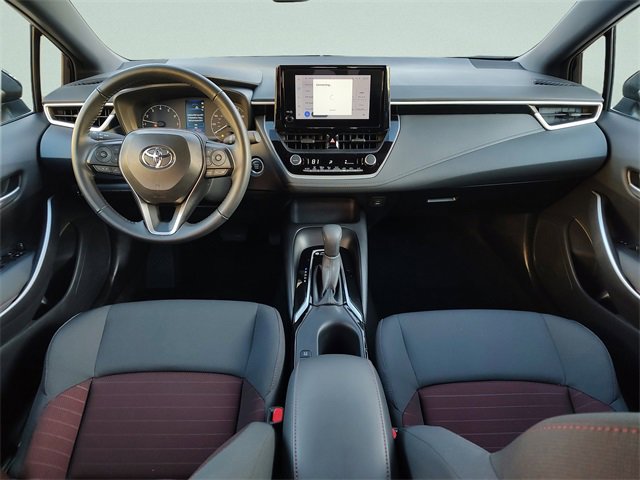 Used 2025 Toyota Corolla SE image 12
