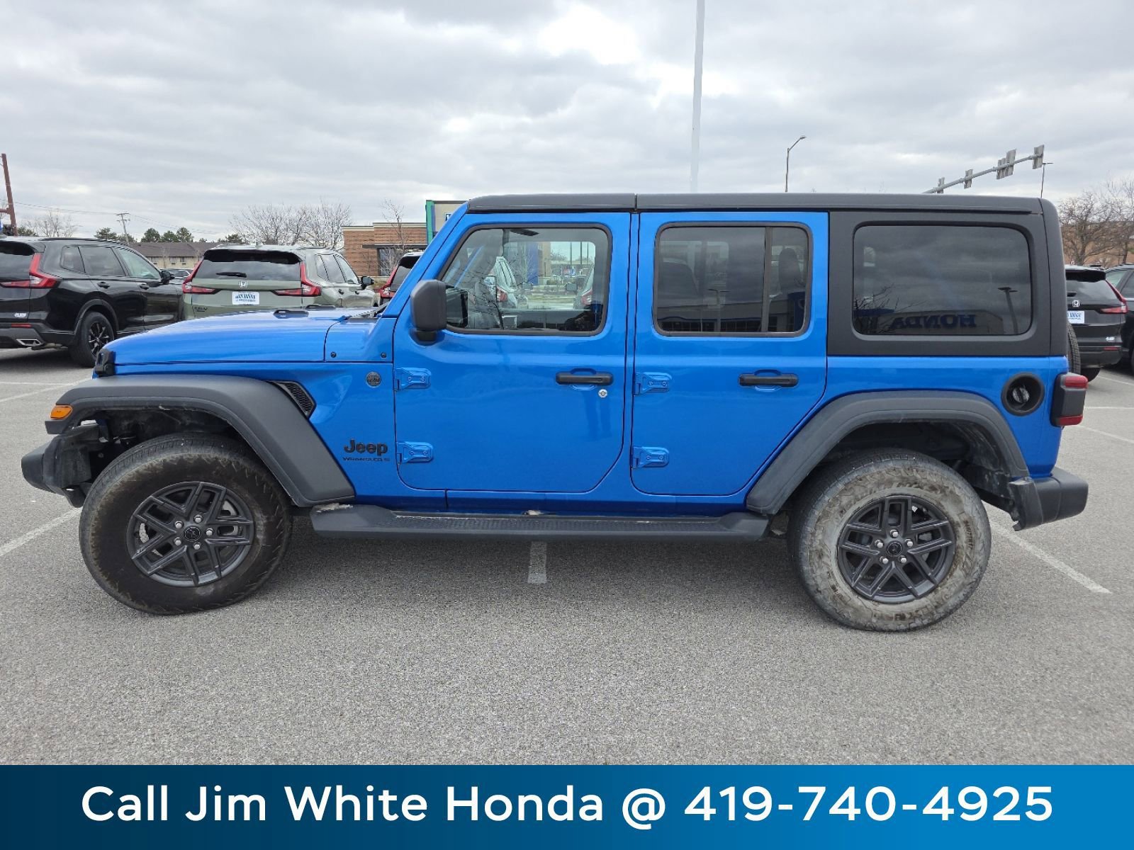 Used 2024 Jeep Wrangler Sport S image 15