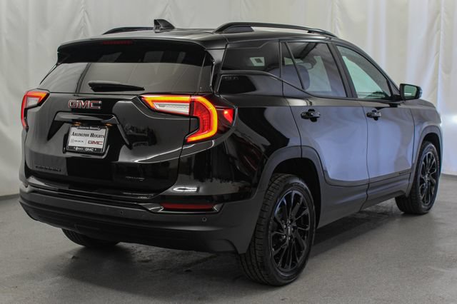 Used 2024 GMC Terrain SLE w/ Driver Convenience Package AWD/4WD image 12