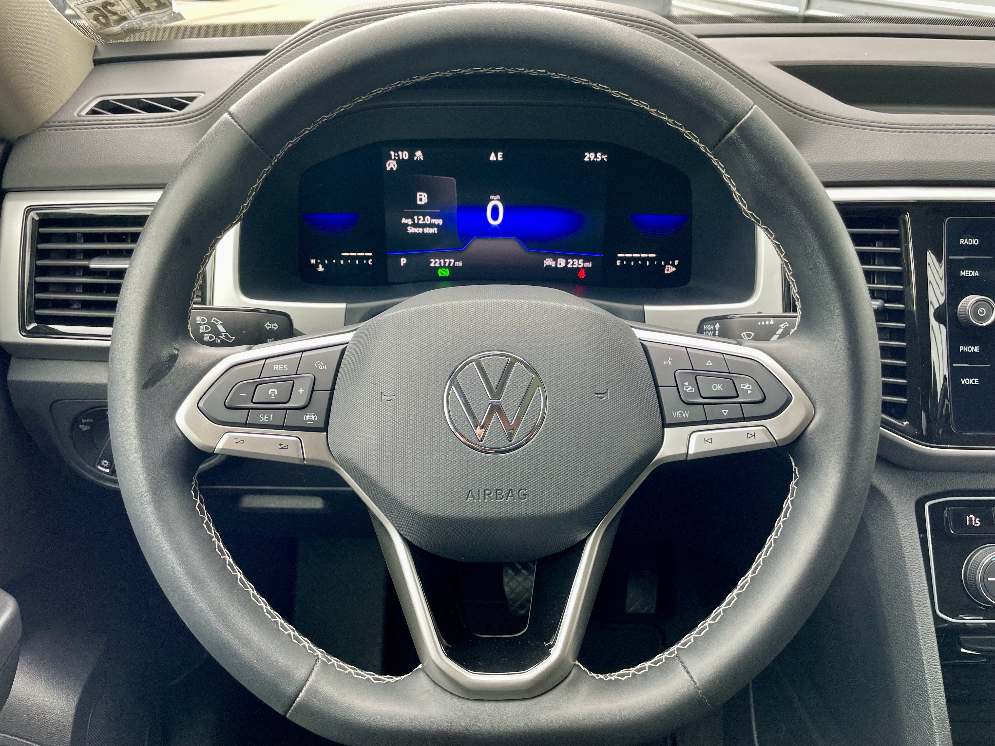 Used 2022 Volkswagen Atlas SE AWD/4WD image 21