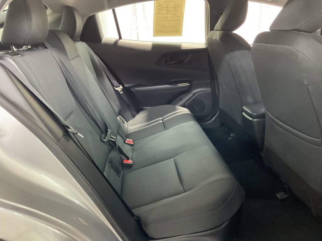 Used 2024 Toyota Prius LE FWD image 25