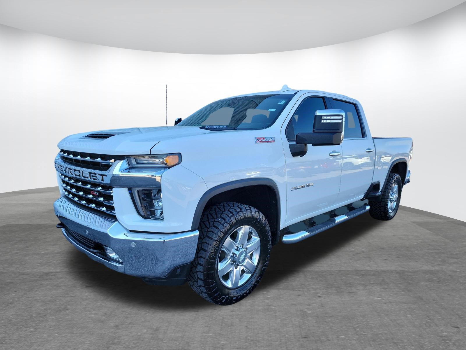 Used 2020 Chevrolet Silverado 2500 LTZ w/ LTZ Premium Package image 3