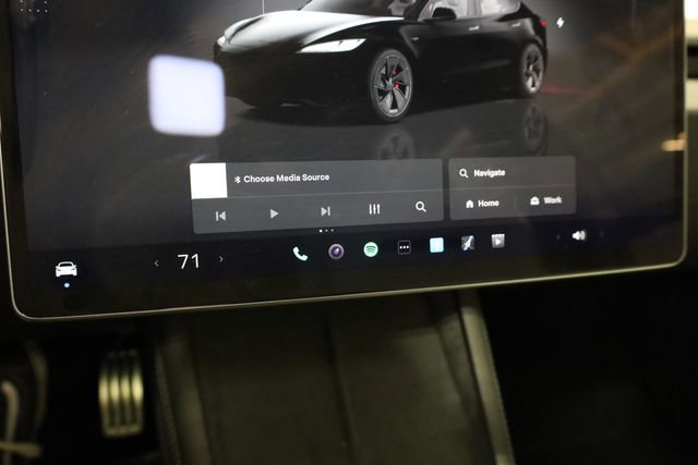 Used 2025 Tesla Model 3 Performance image 21