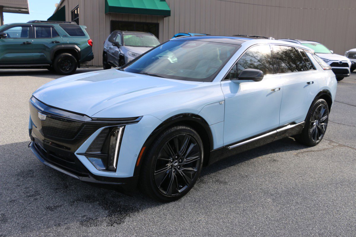 Used 2024 Cadillac Lyriq Sport