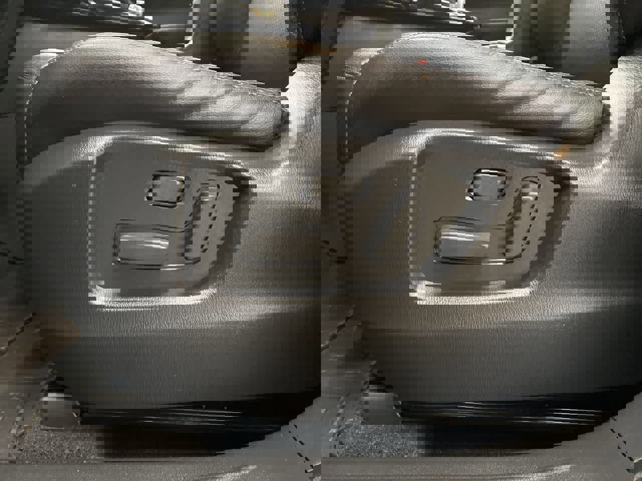 Used 2021 MAZDA CX-9 Touring w/ Touring Premium Package image 16