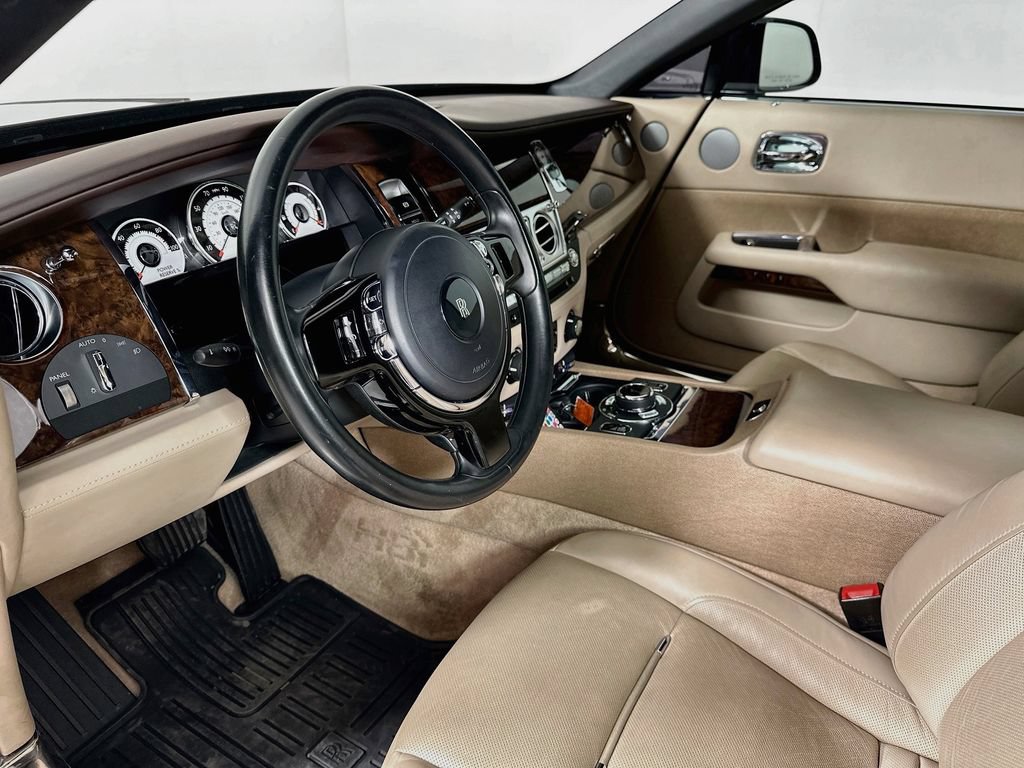 Used 2015 Rolls-Royce Wraith RWD image 10